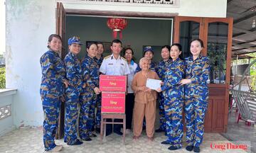 Vùng 4 Hải quân tri ân gia đình liệt sĩ