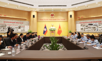 Thứ trưởng Phan Thị Thắng làm việc với Thứ trưởng Bộ Công Thương Lào Phouthavanh Nanthavong