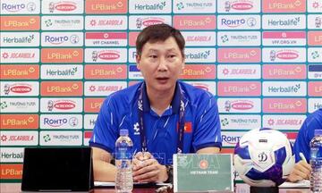 HLV Kim Sang-sik: 'Tuyển Việt Nam đã sẵn sàng'
