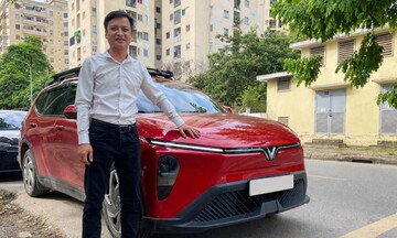Giáo viên dạy lái xe gần 20 năm nói về xu hướng chuyển sang xe điện