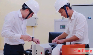 Kỹ sư trẻ với dấu ấn sáng tạo trên hệ thống lưới điện thông minh