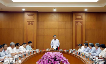 'Tái định vị TKV thành tập đoàn công nghiệp năng lượng, vật liệu hiện đại'
