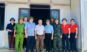 Lai Châu: Bàn giao 7 ngôi nhà cho người dân vùng lũ xã Mường Than  