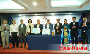 Mở rộng cơ hội hợp tác doanh nghiệp ngành cửa Việt Nam - Trung Quốc 
