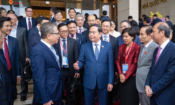 Chủ tịch Quốc hội làm việc với các Trưởng cơ quan đại diện Việt Nam ở nước ngoài