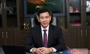 IUH đẩy mạnh Bình dân học vụ số, nâng cao kỹ năng số, ứng dụng AI