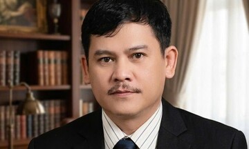 Nghệ nhân Vũ Mạnh Cường và hành trình nâng tầm gốm kênh bong
