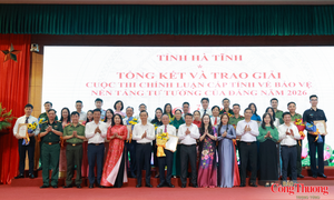 Hà Tĩnh trao giải Cuộc thi Chính luận cấp tỉnh về bảo vệ nền tảng tư tưởng của Đảng