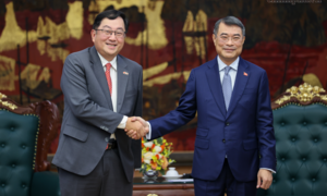 Thủ tướng Chính phủ tiếp Đại sứ Malaysia: Sớm đưa kim ngạch thương mại song phương đạt 20 tỷ USD