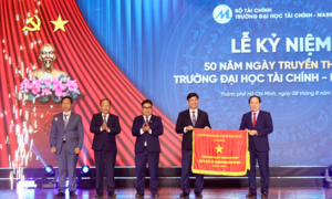 Trường Đại học Tài chính - Marketing: Tạo giá trị bền vững qua nửa thế kỷ bền bỉ vun đắp truyền thống và tri thức
