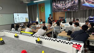 Đội tuyển VEX Robotics Trường Đinh Thiện Lý nối dài thành tích trên đấu trường quốc tế