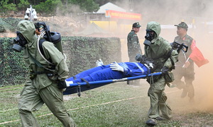 Quân đội luôn sẵn sàng trong mọi tình huống để bảo vệ tính mạng của nhân dân