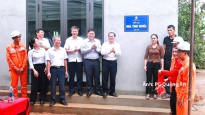 Công ty Điện lực Quảng Trị bàn giao nhà tình nghĩa, lan tỏa nghĩa tình vì cộng đồng