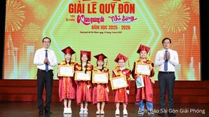 TP. Hồ Chí Minh: Vinh danh học sinh xuất sắc tại Giải Lê Quý Đôn
