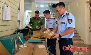 Hà Nội: Phát hiện lô hàng bánh Trung thu không hóa đơn, chứng từ