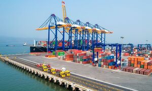 Xuất nhập khẩu tạo đà cho tăng trưởng những tháng cuối năm
