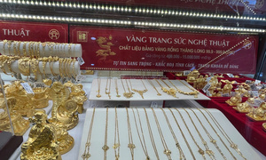 Giá vàng hôm nay (16/8): Hồi phục trong thế giằng co