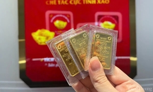Giá vàng hôm nay (21/8): Tiếp tục tăng mạnh