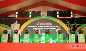 Khai mạc Hội chợ sản phẩm công nghiệp nông thôn tiêu biểu miền Trung – Tây Nguyên