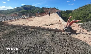 Khẩn trương gỡ vướng cho các dự án tồn đọng, kéo dài