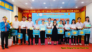 Yến sào Khánh Hòa dành gần 2,3 tỷ đồng khen thưởng học sinh 