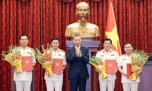 Tổng Bí thư, Chủ tịch nước Tô Lâm trao quyết định bổ nhiệm 4 Kiểm sát viên Viện kiểm sát nhân dân tối cao