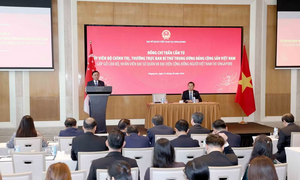 Gắn kết cộng đồng người Việt Nam tại Singapore để góp phần đưa quan hệ hai nước đi vào chiều sâu