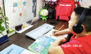Hà Nội: Nhiều trường chuyển học online, điều chỉnh giờ học vì mưa lớn