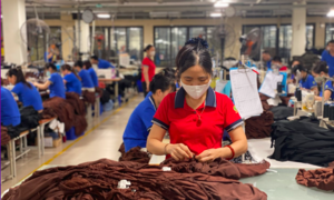 Tận dụng tốt UKVFTA: Dệt may Việt Nam vượt rào cản mới