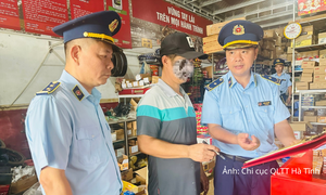 Hà Tĩnh: Xử phạt 4 cơ sở kinh doanh phụ tùng xe máy giả mạo nhãn hiệu 