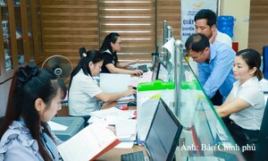 Điều kiện tính thời gian công tác để xét tiếp nhận công chức