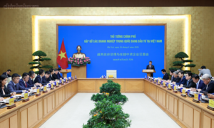 Thủ tướng Lê Minh Hưng gặp gỡ các doanh nghiệp Trung Quốc tại Việt Nam