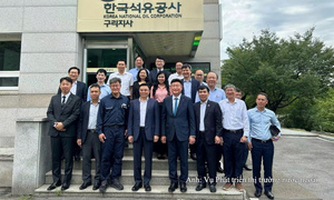 Bộ trưởng Bộ Công Thương Lê Mạnh Hùng làm việc tại Kho dự trữ dầu cơ sở Guri (Hàn Quốc)