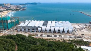 Lộ diện 13 'nhịp sóng' trên mái Trung tâm Hội nghị APEC
