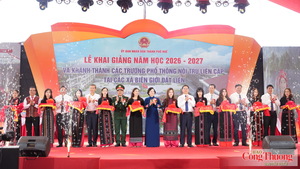 Phó Thủ tướng Phạm Thị Thanh Trà dự khai giảng, khánh thành trường nội trú A Lưới 3