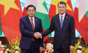 Thủ tướng Lê Minh Hưng hội kiến Tổng thống Myanmar Min Aung Hlaing
