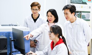 Hà Nội: Hỗ trợ đào tạo 100 tiến sĩ để giải 'bài toán' lớn của Thủ đô
