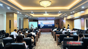 Phát triển trung tâm năng lượng tái tạo thúc đẩy tăng trưởng xanh