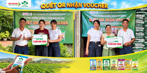 Supe Lâm Thao trao hàng loạt voucher cho khách hàng tại Thanh Hóa
