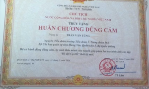 Chủ tịch nước tặng Huân chương Dũng cảm đối với Trung tá Trần Văn Tùng