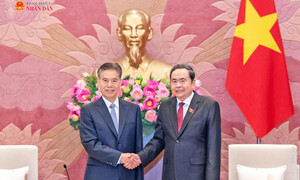 Chủ tịch Quốc hội Trần Thanh Mẫn tiếp Chủ nhiệm Ủy ban Tài chính và Kinh tế Nhân đại toàn quốc Trung Quốc