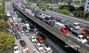 Đề xuất bỏ làn khẩn cấp đường Vành đai 3 trên cao và hạ tốc độ