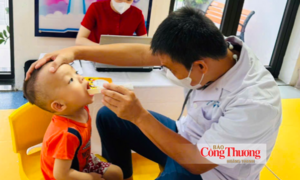 Yêu cầu đẩy nhanh khám sức khỏe miễn phí cho người dân