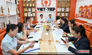 Thẩm định hồ sơ Giải thưởng Công nghiệp, Thương mại, Dịch vụ tại Công ty CP Khóa Việt - Tiệp