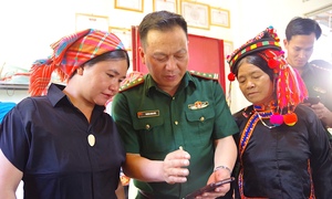 Phát triển kinh tế vùng biên giới vững mạnh từ thế trận lòng dân