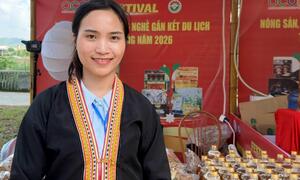 Từ măng rừng, mật ong mở thêm sinh kế vùng cao