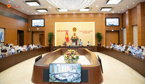 Thông qua Nghị quyết về tiêu chuẩn, điều kiện xét chọn, bổ nhiệm Kiểm tra viên của Viện kiểm sát nhân dân