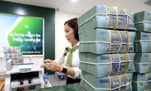 Mặt bằng lãi suất cho vay 'nóng' lên sau cuộc đua huy động
