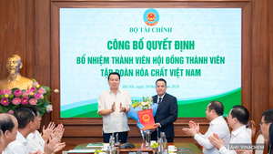 Công bố Quyết định bổ nhiệm Thành viên Hội đồng thành viên Tập đoàn Hóa chất Việt Nam