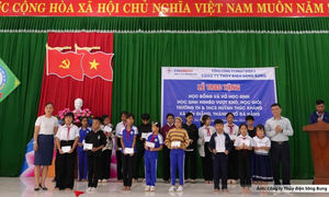 Công ty Thủy điện Sông Bung đồng hành cùng học sinh vùng cao